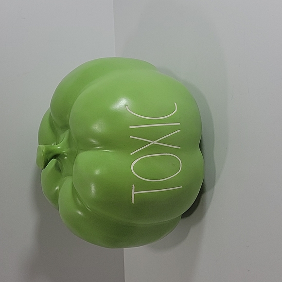 Rae Dunn Green Toxic Pumpkin - Picture 1 of 3